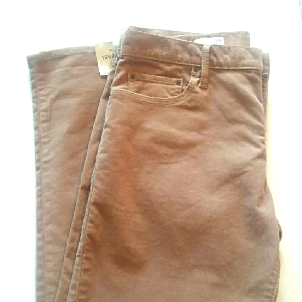 New GAP Sexy Boyfriend Corduroy Pant